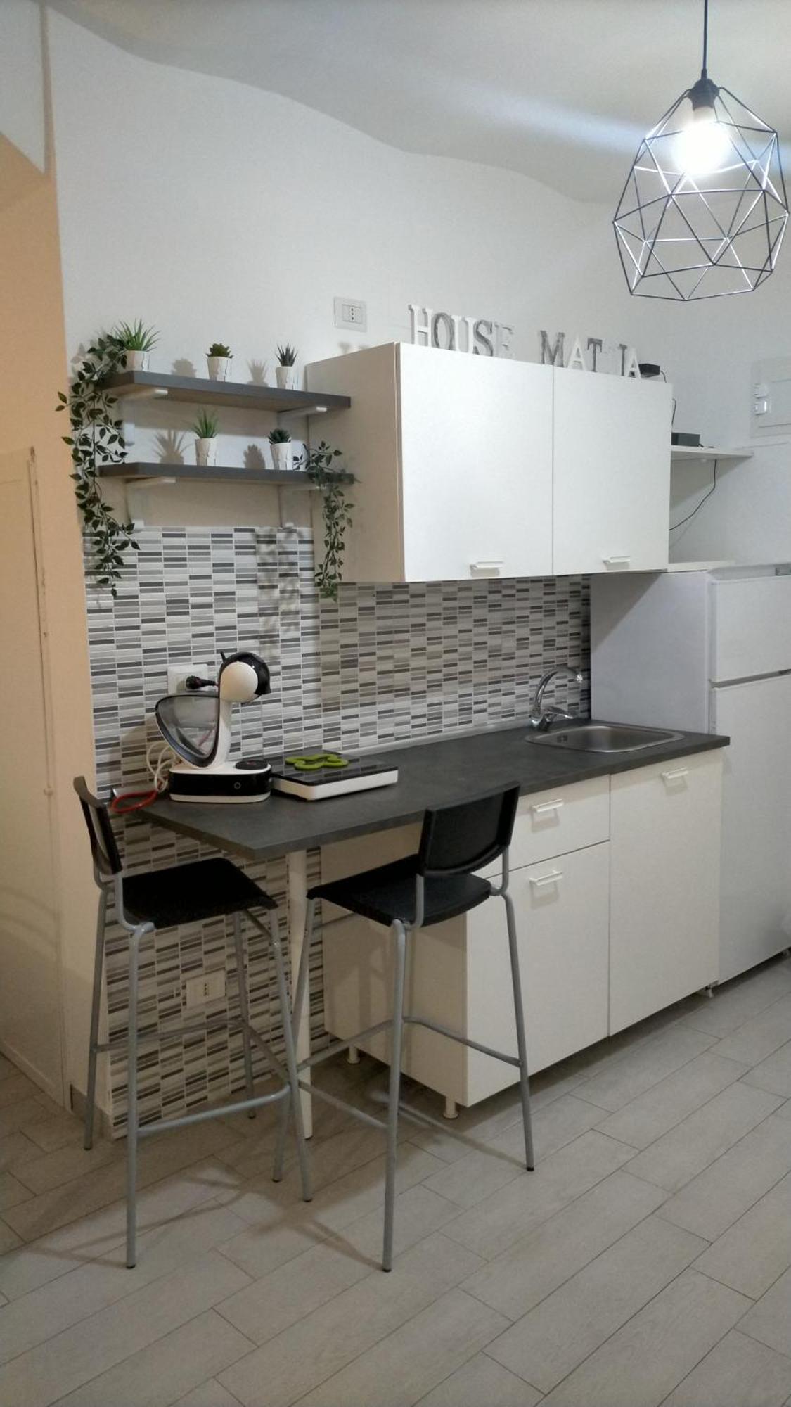House Mattia Lägenhet Bari Exteriör bild